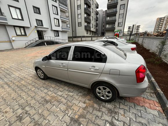 Sahibinden Hyundai Accent Era 1.5 CRDi-VGT Select 2010 Model