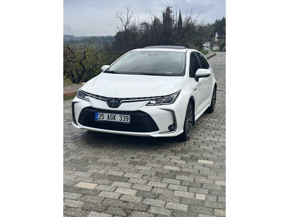 Sahibinden Toyota Corolla 1.8 Hybrid Flame X-Pack 2019 Model 