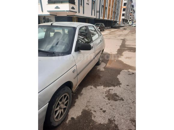Sahibinden Lada Vega 1.5 2004 Model  258.000 km Gri (Gümüş)