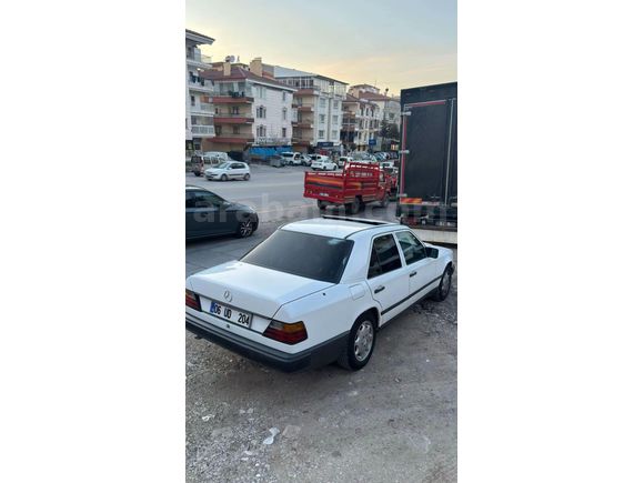 Sahibinden Mercedes - Benz E 200 d 1986 Model Ankara 406.000 km