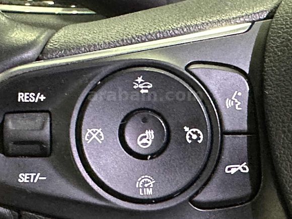 FIRSAT ARACI-OPEL-İNSİGNİA-YETKİLİ SERVİS BAKIMLI-EKSTRALI