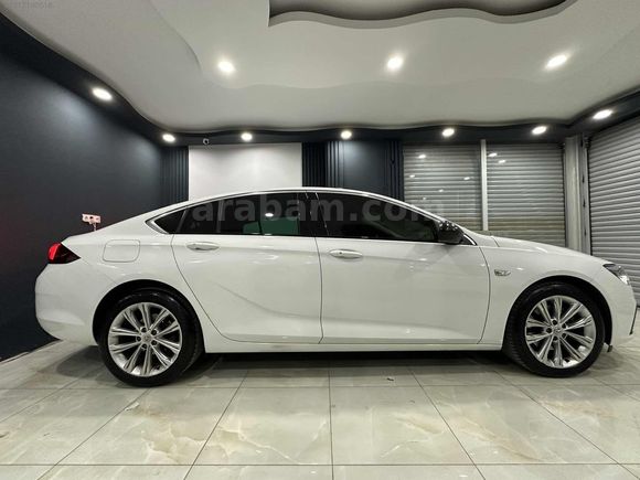 FIRSAT ARACI-OPEL-İNSİGNİA-YETKİLİ SERVİS BAKIMLI-EKSTRALI
