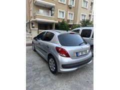 Sahibinden Peugeot 207 1.4 Comfort 2010 Model 