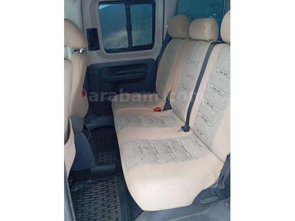 Sahibinden Volkswagen Caddy 1.6 TDI confortline 2011 Model  253.000 km Siyah