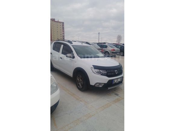 Sahibinden Dacia Sandero 1.0 Stepway 2020 Model Ankara 135.000 km Beyaz