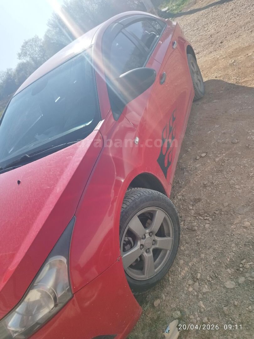 Sahibinden Chevrolet Cruze 1.6 2010 Model Bursa 220.000 km Kırmızı 3