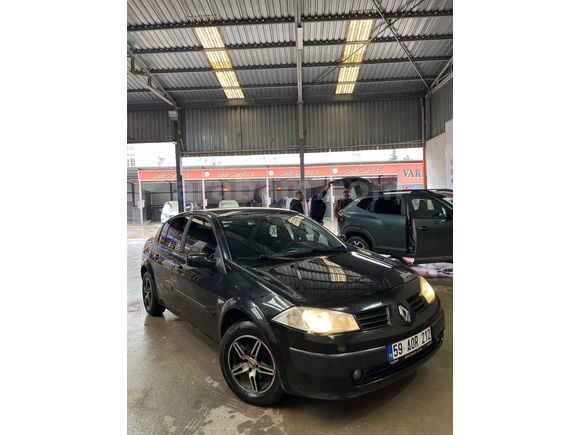 Sahibinden Renault Megane 1.5 dCi Sportway 2006 Model  270.000 km Siyah
