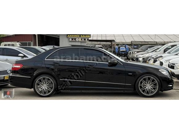 2011 MODEL HATASIZ BOYASIZ E200 CGI AVANTGARDE CAM TAVAN
