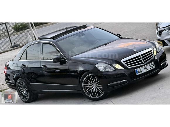 2011 MODEL HATASIZ BOYASIZ E200 CGI AVANTGARDE CAM TAVAN
