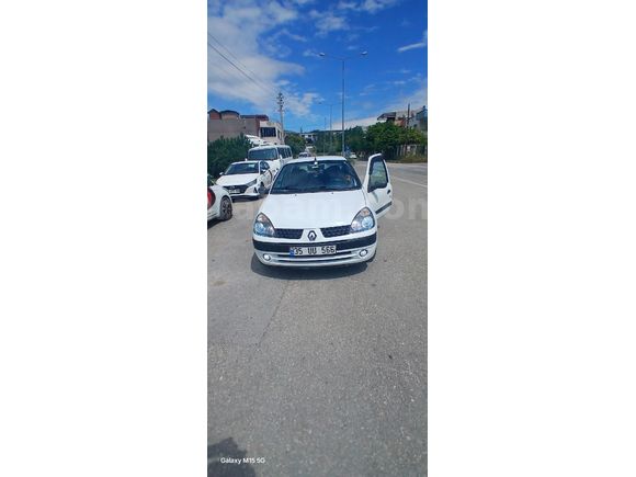 Sahibinden Renault Clio 1.5 dCi Authentique 2002 Model  271.515 km  Beyaz