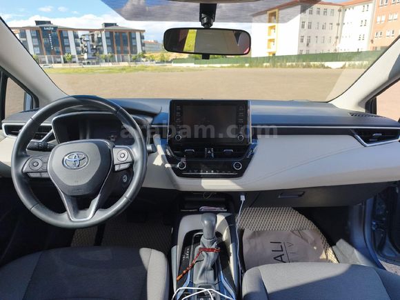 Sahibinden Toyota Corolla 1.5 Dream 2021 Model