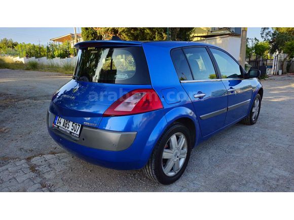 Sahibinden Renault Megane 1.6 Dynamique 2004 Model (TAKASA AÇIK)