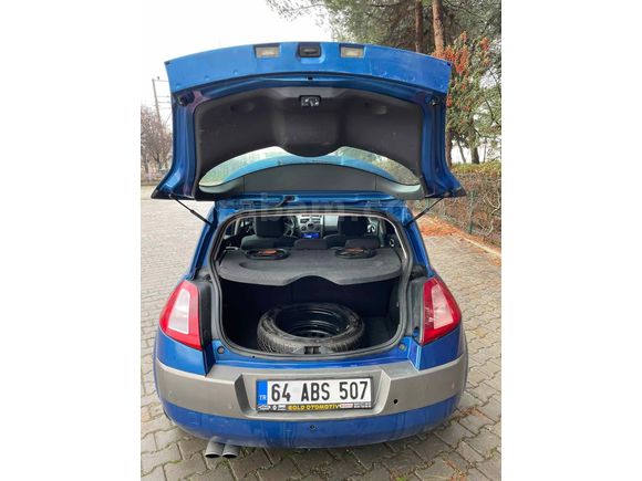 Sahibinden Renault Megane 1.6 Dynamique 2004 Model (TAKASA AÇIK)