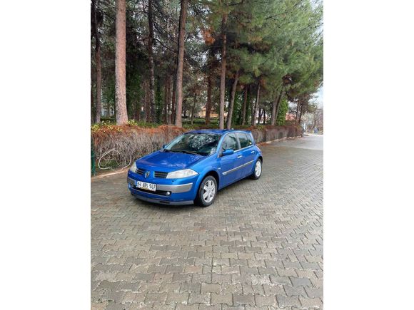 Sahibinden Renault Megane 1.6 Dynamique 2004 Model (TAKASA AÇIK)