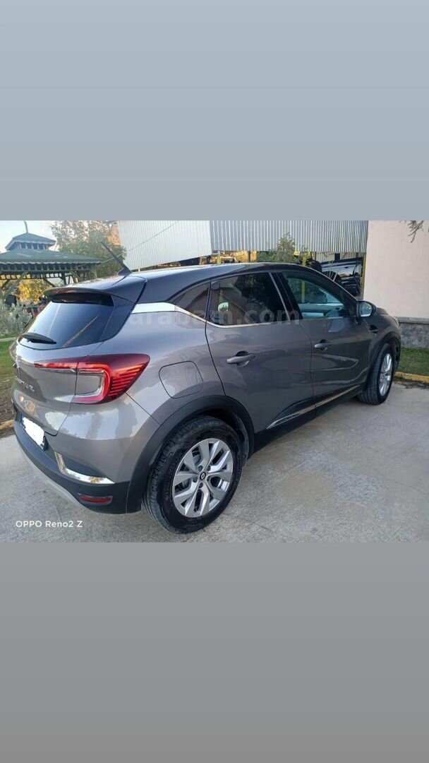 Sahibinden Renault Captur 1.3 TCe Icon 2022 Model 4