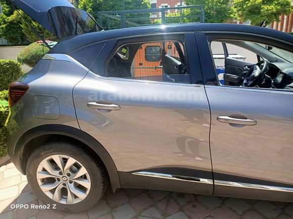 Sahibinden Renault Captur 1.3 TCe Icon 2022 Model