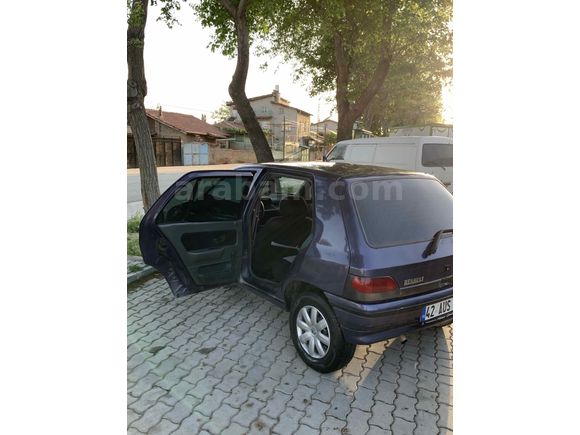 YENİ VİZELİ 
Renault Clio 1.4 