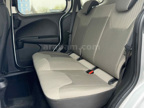 2020 Courier Otomobil Ruhsatlı Titanium Plus 136,000’Km Hatasız