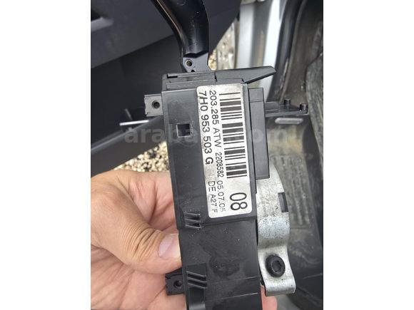 Volkswagen Caravelle sinyal kolu T5 sinyal ve silecek kolu