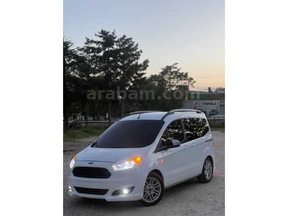 Sahibinden Ford Tourneo Courier 1.6 TDCi Titanium 2015 Model 
