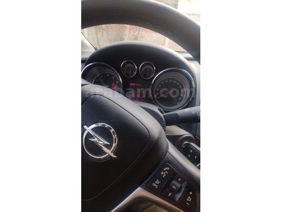 Sahibinden Opel Astra 1.6 Edition 2015 Model Iğdır 101000 km Lacivert