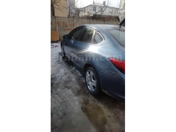 Sahibinden Opel Astra 1.6 Edition 2015 Model Iğdır 101000 km Lacivert