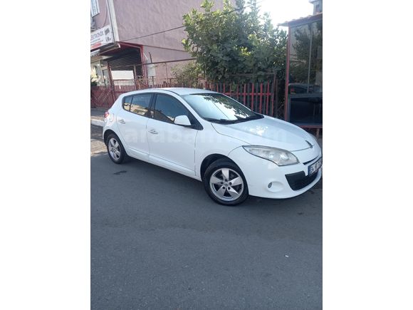 Sahibinden Renault Megane 1.5 dCi Dynamique 2012 Model