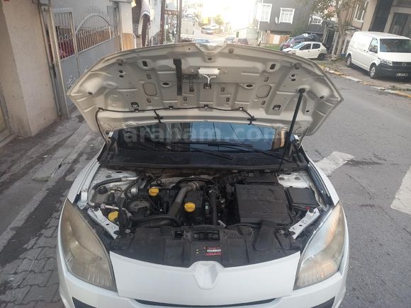 Sahibinden Renault Megane 1.5 dCi Dynamique 2012 Model