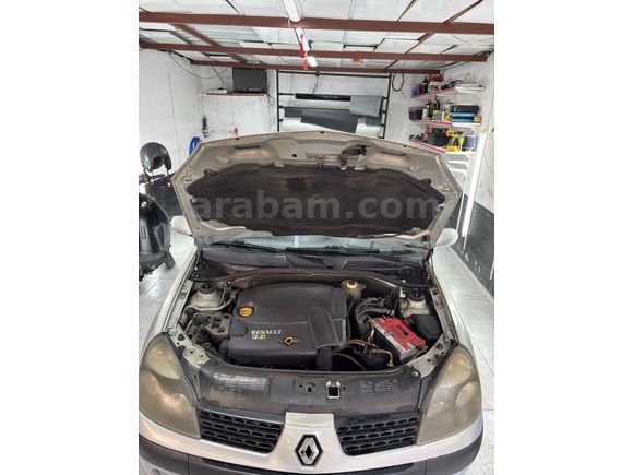 Sahibinden Renault Clio 1.5 dCi Expression 2002 Model 