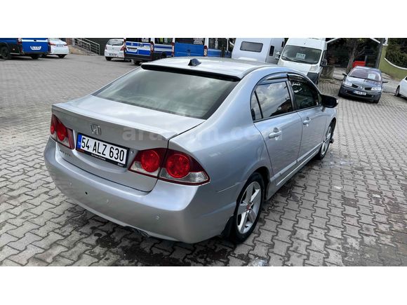 Sahibinden Honda Civic 1.6i VTEC Dream 2008 Model 