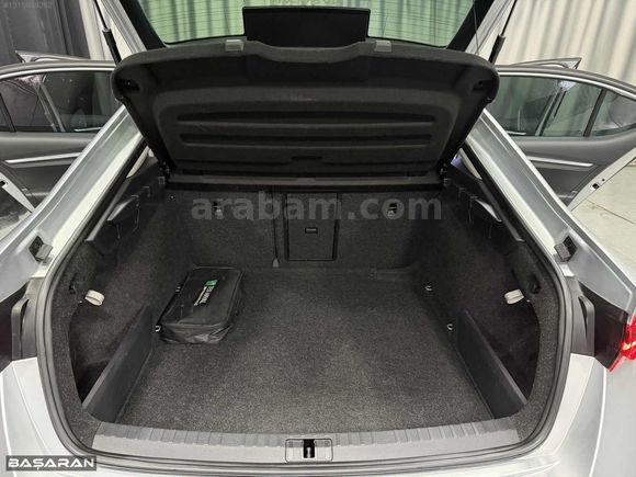 BAŞARAN'DAN 2021 OCTAVİA 1.5 PREMİUM %20 KDV 450.000 PEŞİNATLA