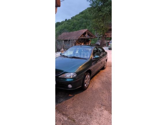 Sahibinden Renault Megane 1.6 RXE 2001 Model
