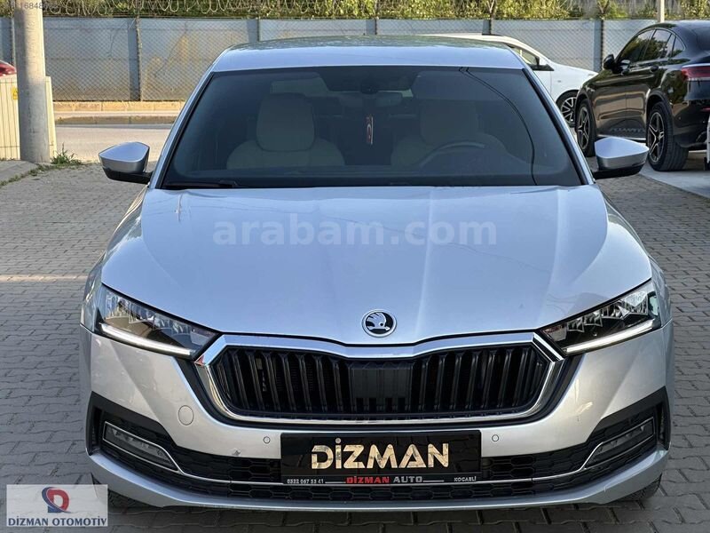 Galeriden Skoda Octavia 1.5 e-Tec Premium 2021 Model Kocaeli 125.000 km Gri