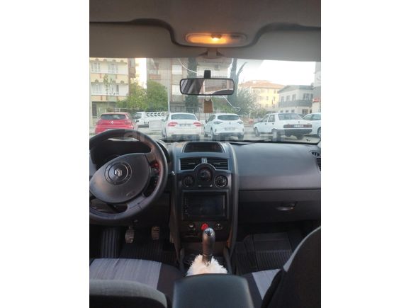 Sahibinden Renault Megane 1.4 Authentique 2006 Model