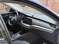 SUNA OTOMOTİVDEN OCTAVYA 1.5 HİBRİT E TEC OTOMATİK 140 BİNDE