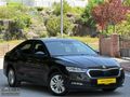 SUNA OTOMOTİVDEN OCTAVYA 1.5 HİBRİT E TEC OTOMATİK 140 BİNDE