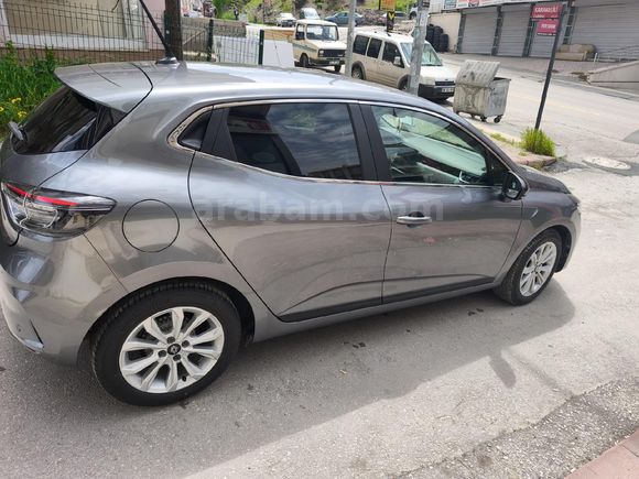 Sahibinden Renault Clio 1.0 TCe Evolution 2025 Model