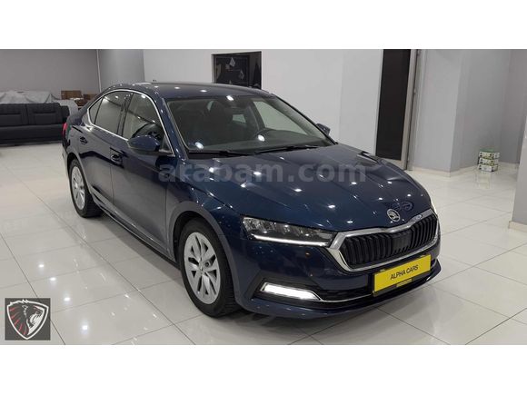 Hatasız Boyasız Octavia 1.5 e-Tec Premium servis Bakımlı