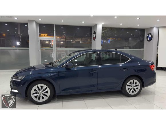 Hatasız Boyasız Octavia 1.5 e-Tec Premium servis Bakımlı