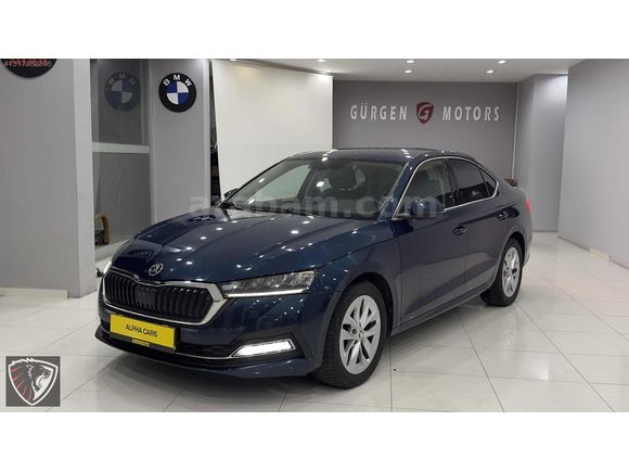 Hatasız Boyasız Octavia 1.5 e-Tec Premium servis Bakımlı