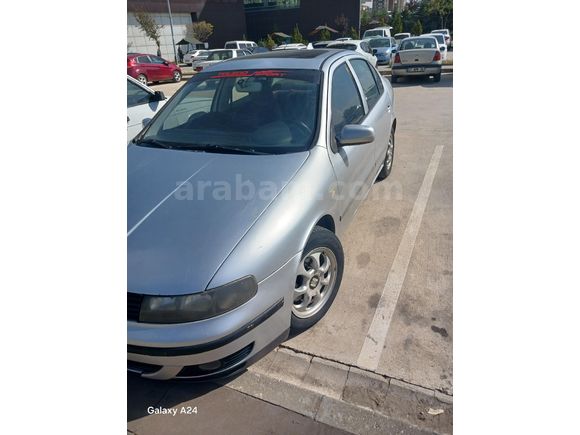 Sahibinden Seat Toledo 1.6 Signo plus 2003 Model  334500 km Gri (Gümüş)