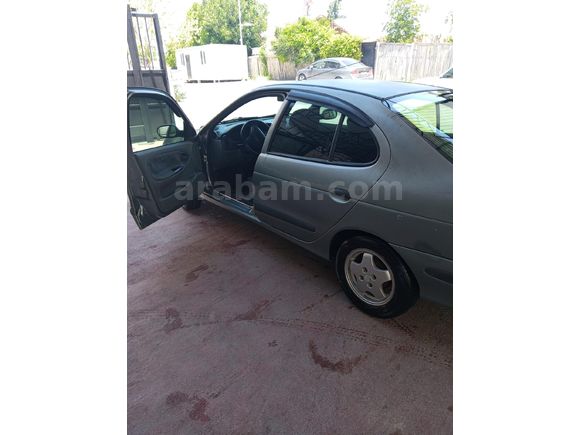 Sahibinden Renault Megane 1.6 RTE 1999 Model