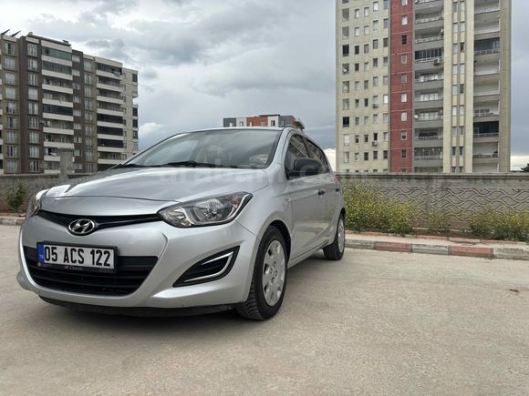 Sahibinden Hyundai i20 1.4 CVVT Jump 2012 Model 