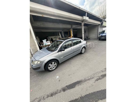 Sahibinden Renault Megane 1.6 Privilege 2004 Model 