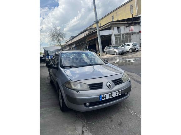 Sahibinden Renault Megane 1.6 Privilege 2004 Model 