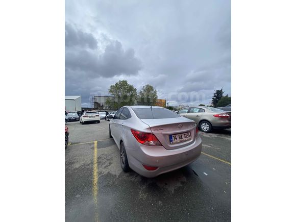 Sahibinden Hyundai Accent Blue 1.6 CRDI Mode 2011 Model 