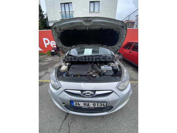 Sahibinden Hyundai Accent Blue 1.6 CRDI Mode 2011 Model 