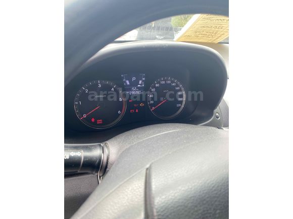 Sahibinden Hyundai Accent Blue 1.6 CRDI Mode 2011 Model 