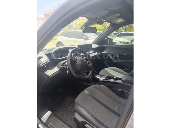 Sahibinden Peugeot 2008 1.5 BlueHDI Allure 2023 Model