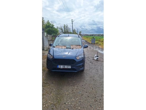 Sahibinden Ford Tourneo Courier 1.5 TDCi Delux 2022 Model